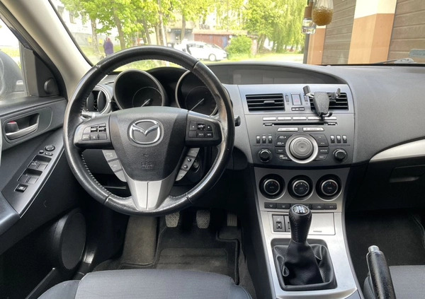 Mazda 3 cena 21700 przebieg: 160000, rok produkcji 2010 z Zabrze małe 37